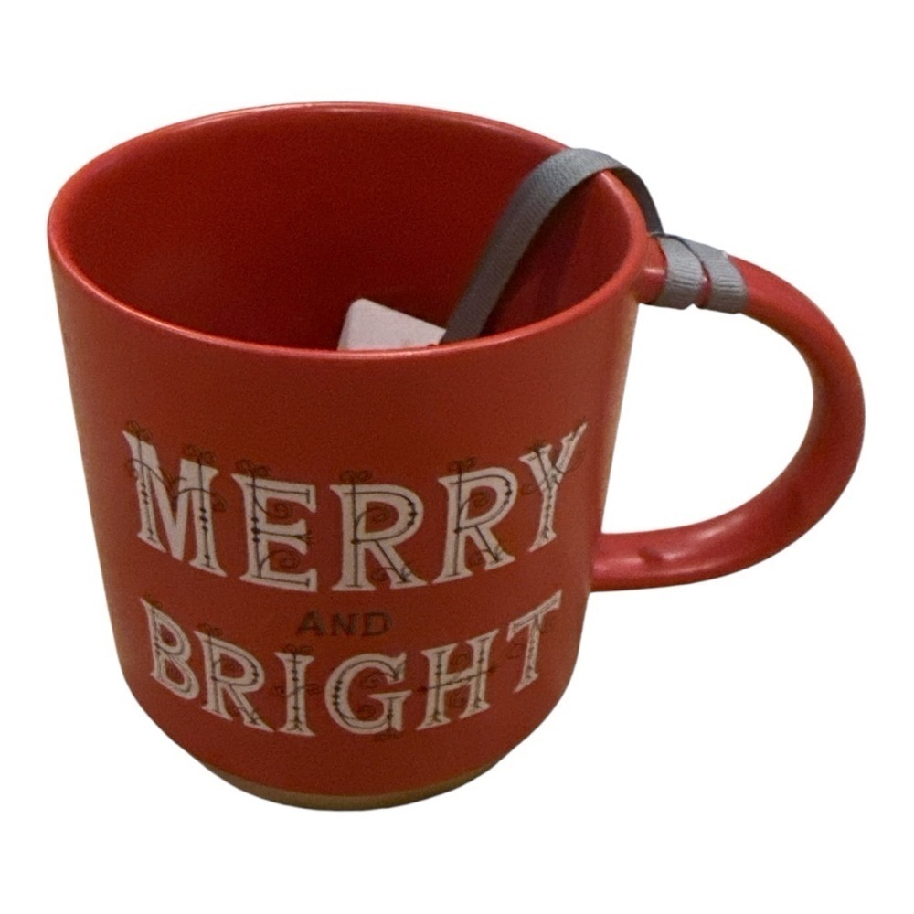 HALLMARK NWT Red 'Merry and Bright' Mug